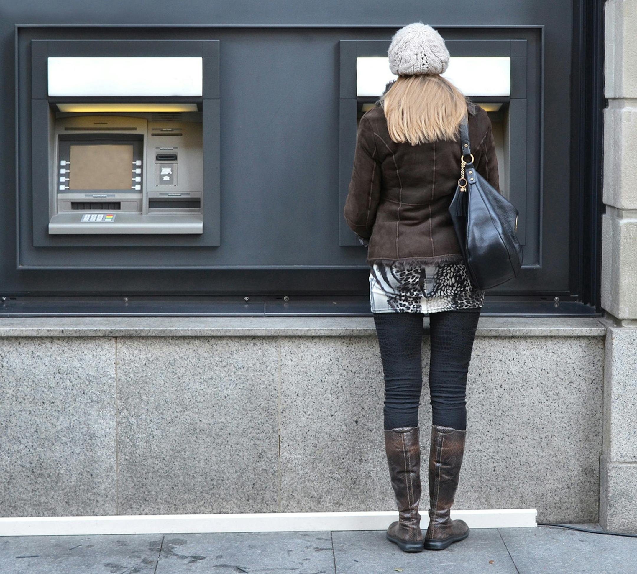 Banks like Wells Fargo and Bank of America are experimenting with technology that could shorten wait times at the ATM. (Fotolia) ORG XMIT: 1173649