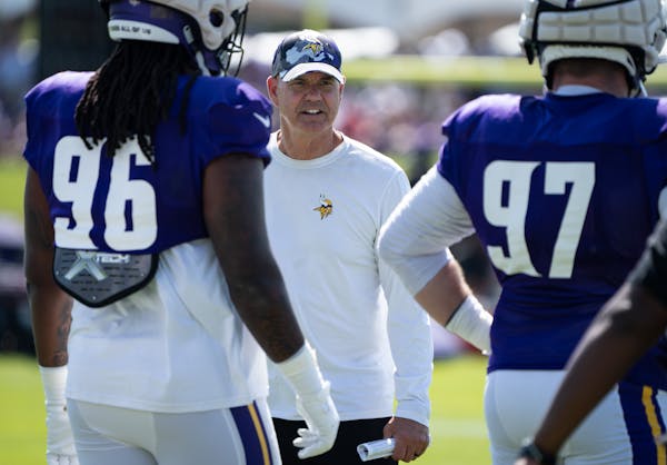 Vikings defensive coordinator Ed Donatell is starting to feel the heat lately as his defense keeps giving up big plays and a lot of yards.