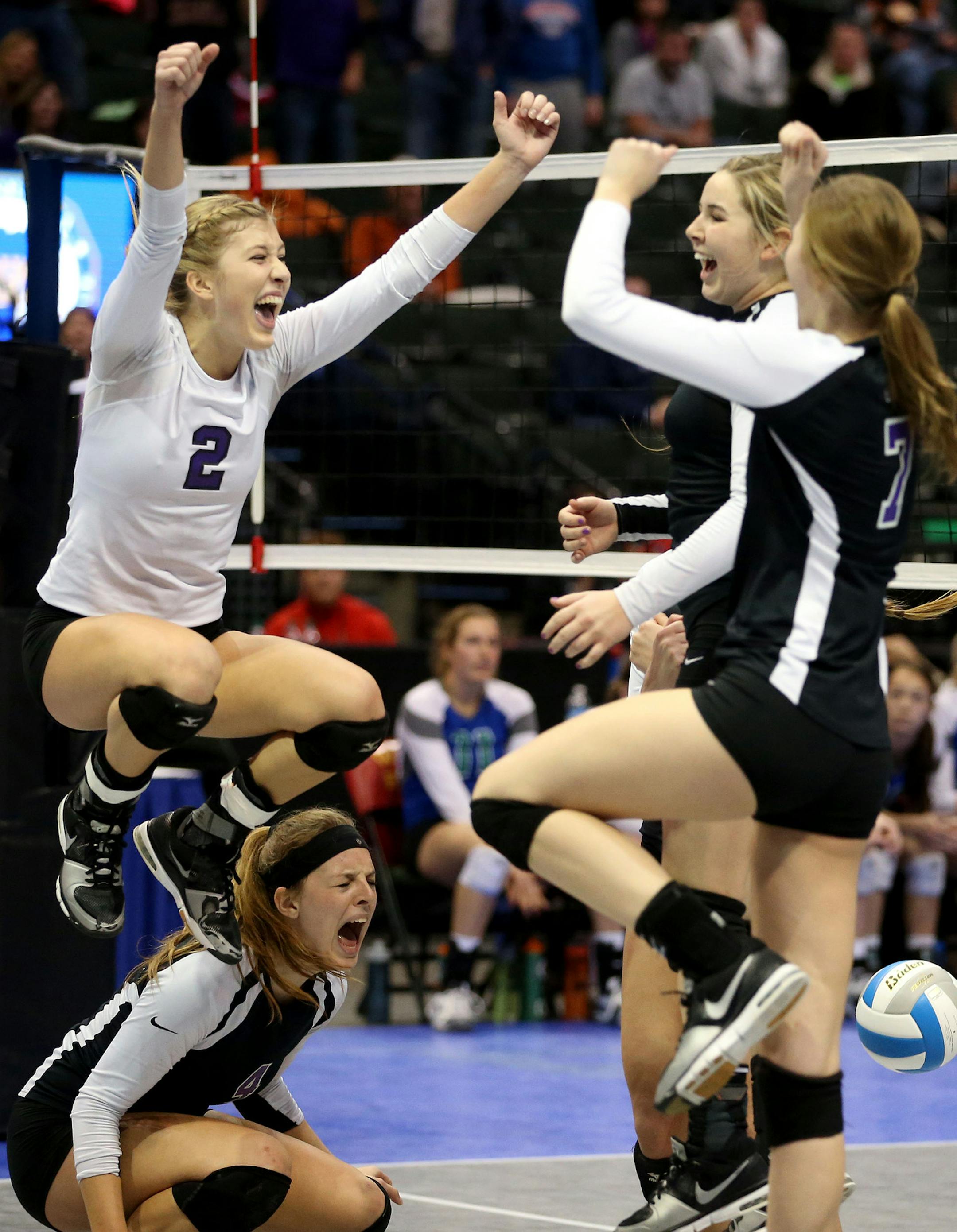 Chaska celebrated their win against Eagan for the championship ] (KYNDELL HARKNESS/STAR TRIBUNE) kyndell.harkness@startribune.com 3A state championship at the Xcel Energy Center in St Paul, Min., Saturday, November 8, 2014.