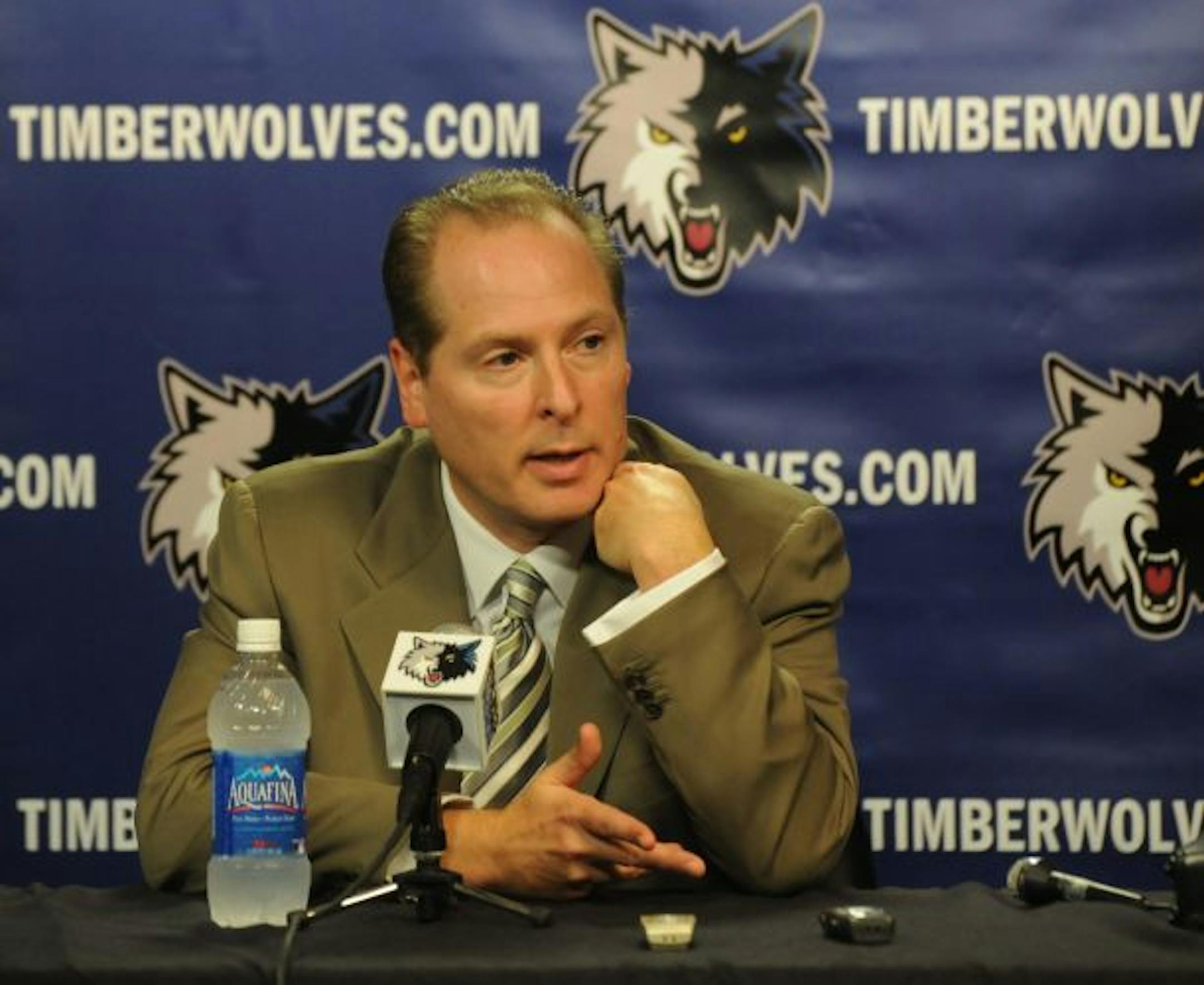 Timberwolves president of basketball operations David Kahn