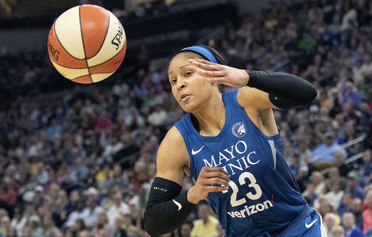 Minnesota Lynx Maya Moore (23). ] CARLOS GONZALEZ &#x2022; cgonzalez@startribune.com &#x2013; May 20, 2018, Minneapolis, MN, Target Center, WNBA, Minnesota Lynx vs. Los Angeles Sparks ORG XMIT: MIN1805211642100088