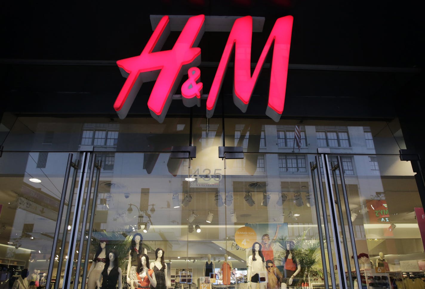 H&M is opening a store Thursday at Rosedale Center in Roseville. (AP Photo/Mark Lennihan, File)