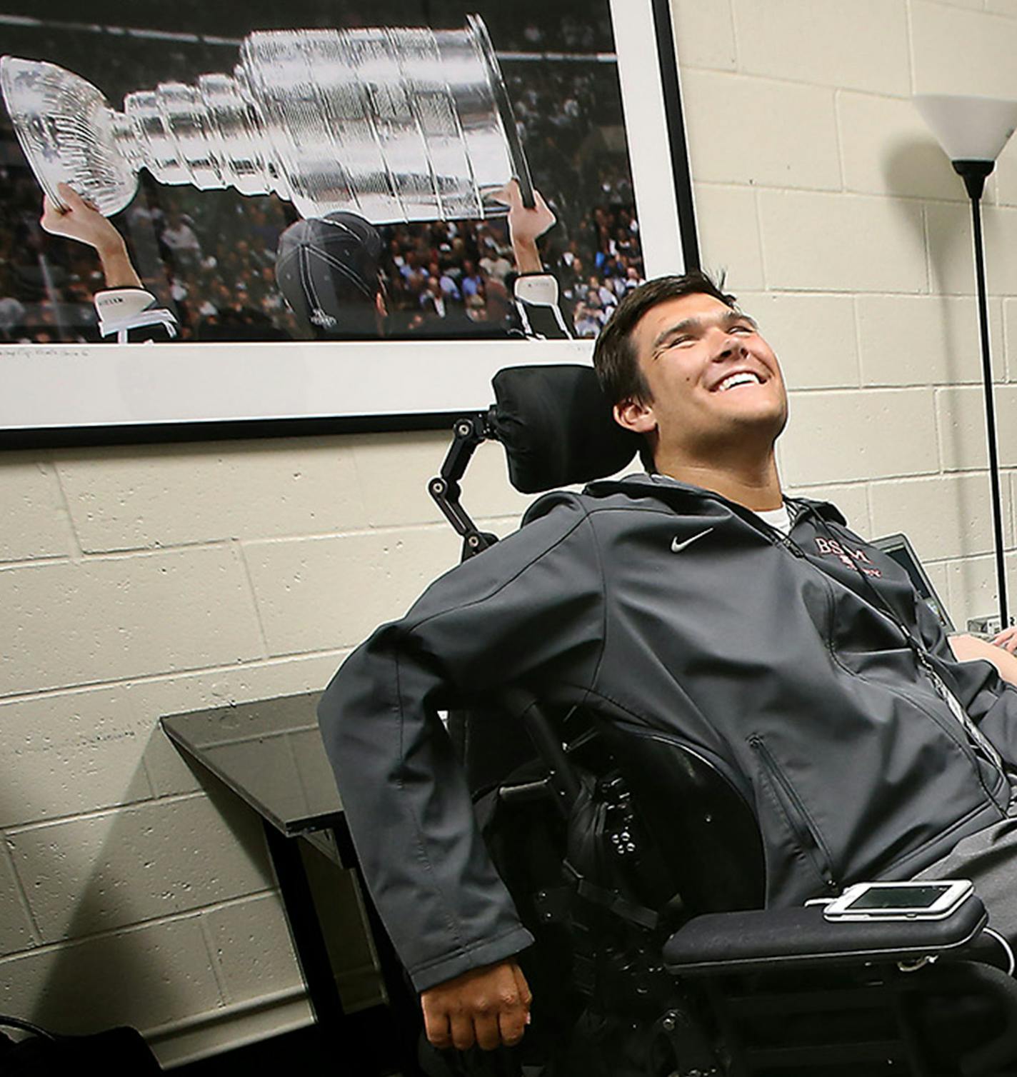 Jack Jablonski shared a laugh with other interns as they waited for the LA Kings and Calgary Flames game to begin at the Staples Center, Tuesday, February 23, 2016 in Los Angeles, CA. ] (ELIZABETH FLORES/STAR TRIBUNE) ELIZABETH FLORES &#xef; eflores@startribune.com