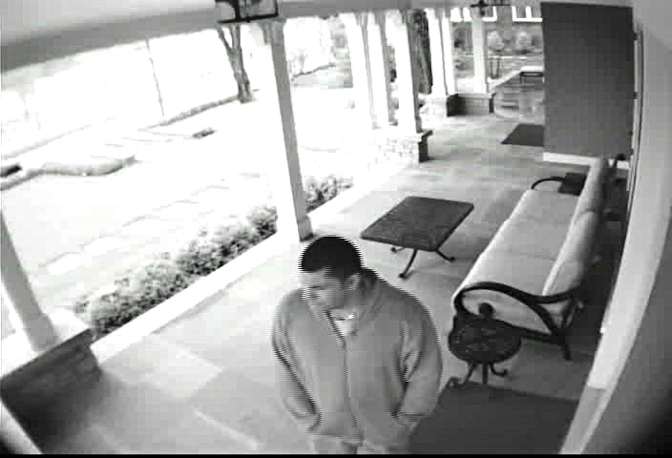 Minneapolis Police suspect this man is responsible for numerous sophisticated, high-end burglaries in Minneapolis, Edina, Minnetonka, Wayzata and Plymouth.