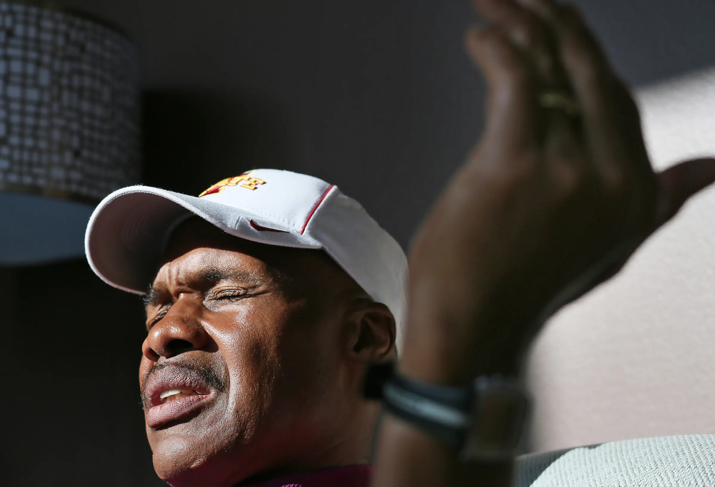 For NFL players, concussions leave a legacy of pain and uncertainty