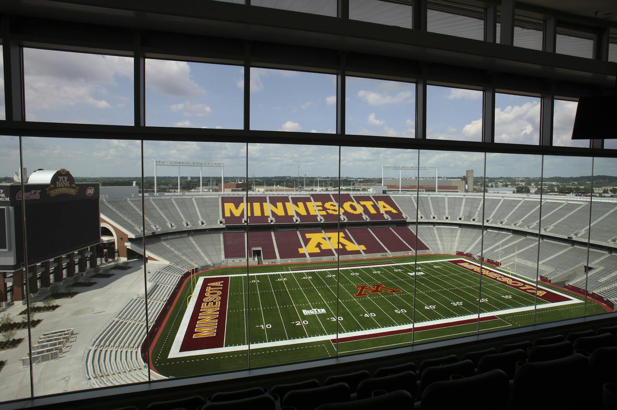 JEFF WHEELER &#x2022; jwheeler@startribune.com MINNEAPOLIS - 7/8/09 - The University of Minnesota's new TCF Stadium is set to open for football this season. We tag along on a media tour in July. IN THIS PHOTO: ] View from the President's Suite of the field at TCF Stadium in July.