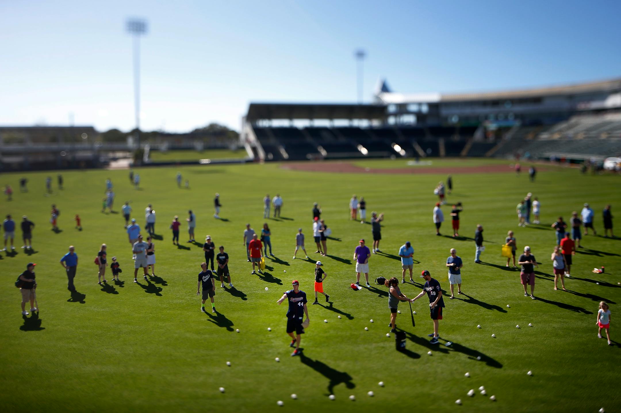 Pitcher Kyle Gibson threw a Wiffle ball to a young fan at Hammond Stadium in Fort Myers, FL during a spring training activity in 2016