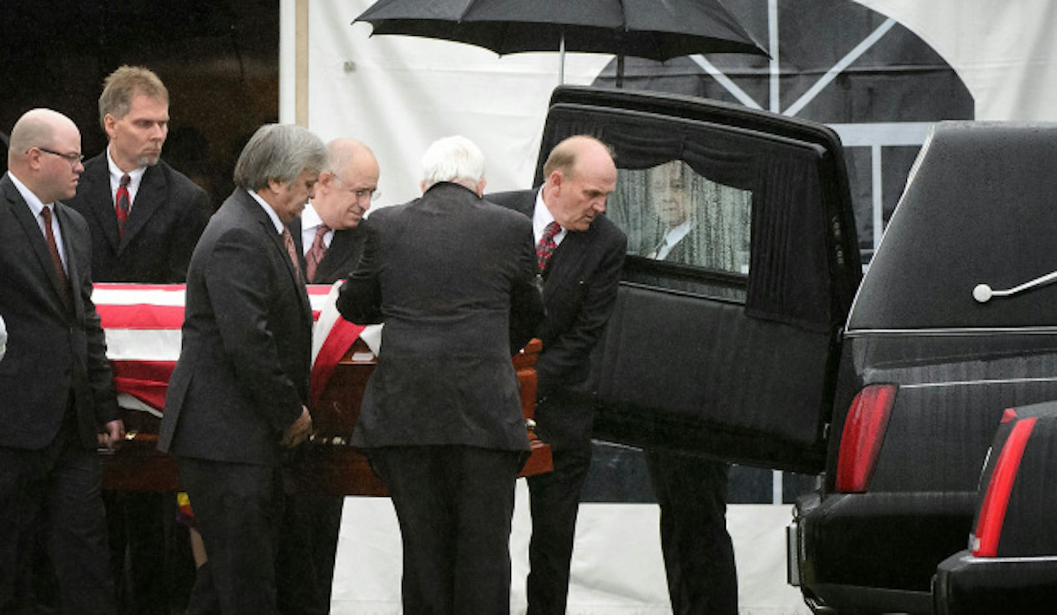 Sen. Rod Grams funeral service, Tuesday, October 15, 2013   A large tent was erected next to the Zion Lutheran Church in St. Francis to handle the large crowd.      ]   GLEN STUBBE * gstubbe@startribune.com