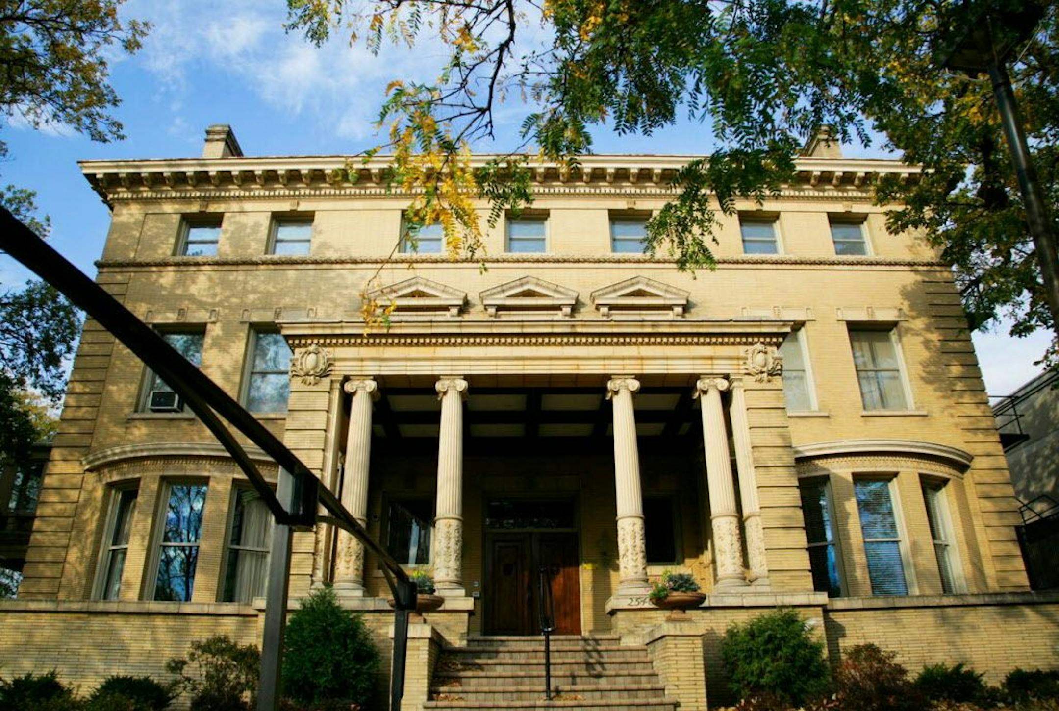 Charles Harrington mansion on Park Avenue
