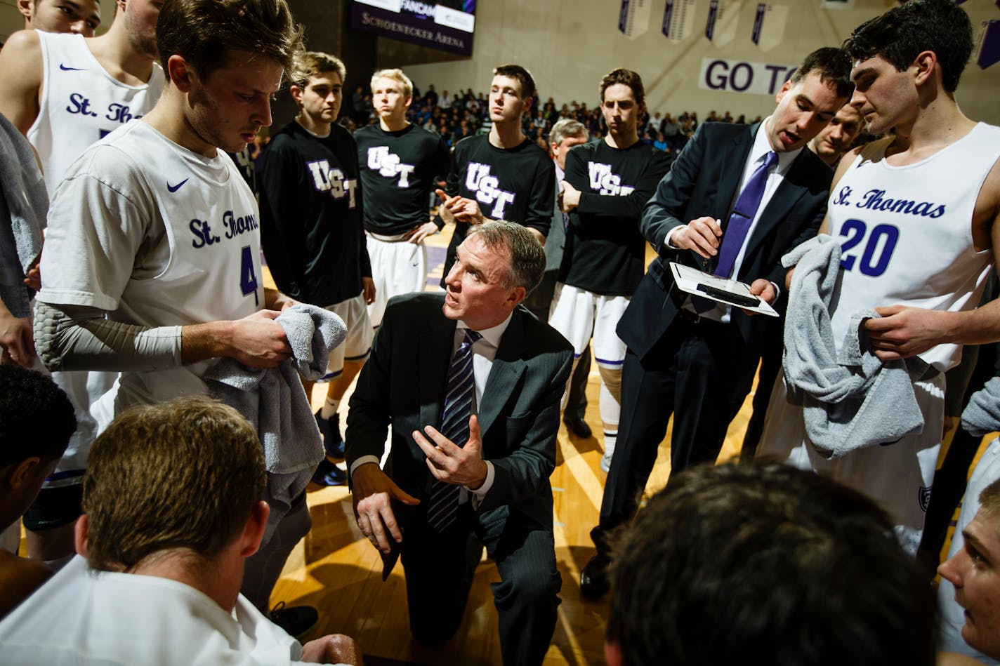 St. Thomas men's basketball coach Johnny Tauer, in 2016