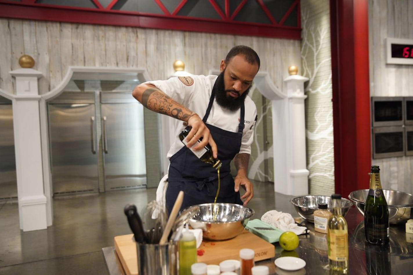 Justin Sutherland competes on 'Top Chef' ORG XMIT: Season:16