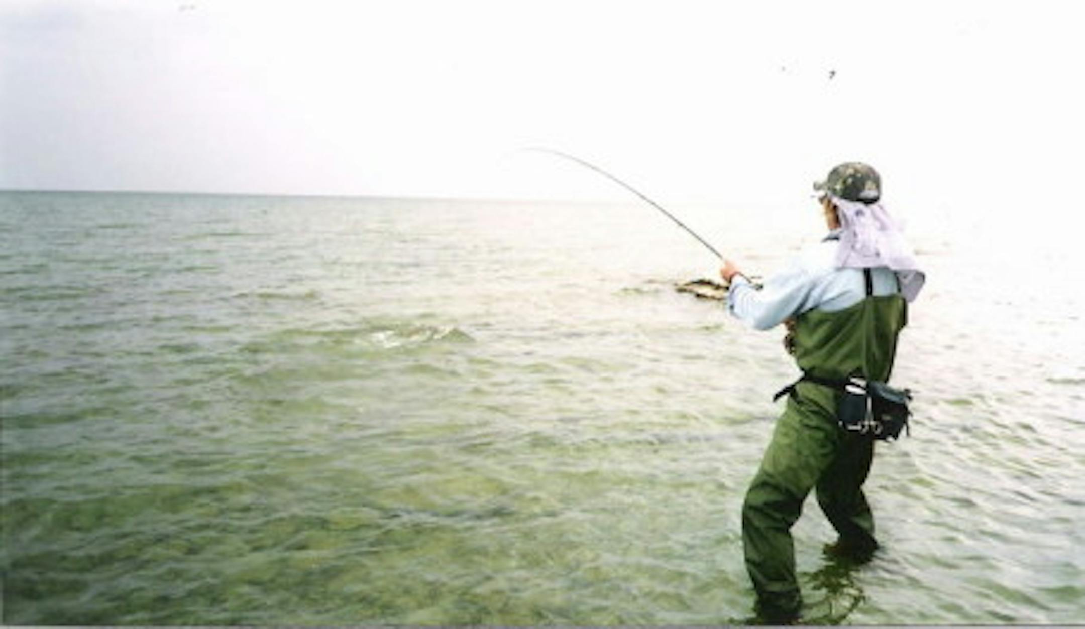 An angler well protected from the sun - Rob Kolakowski photo