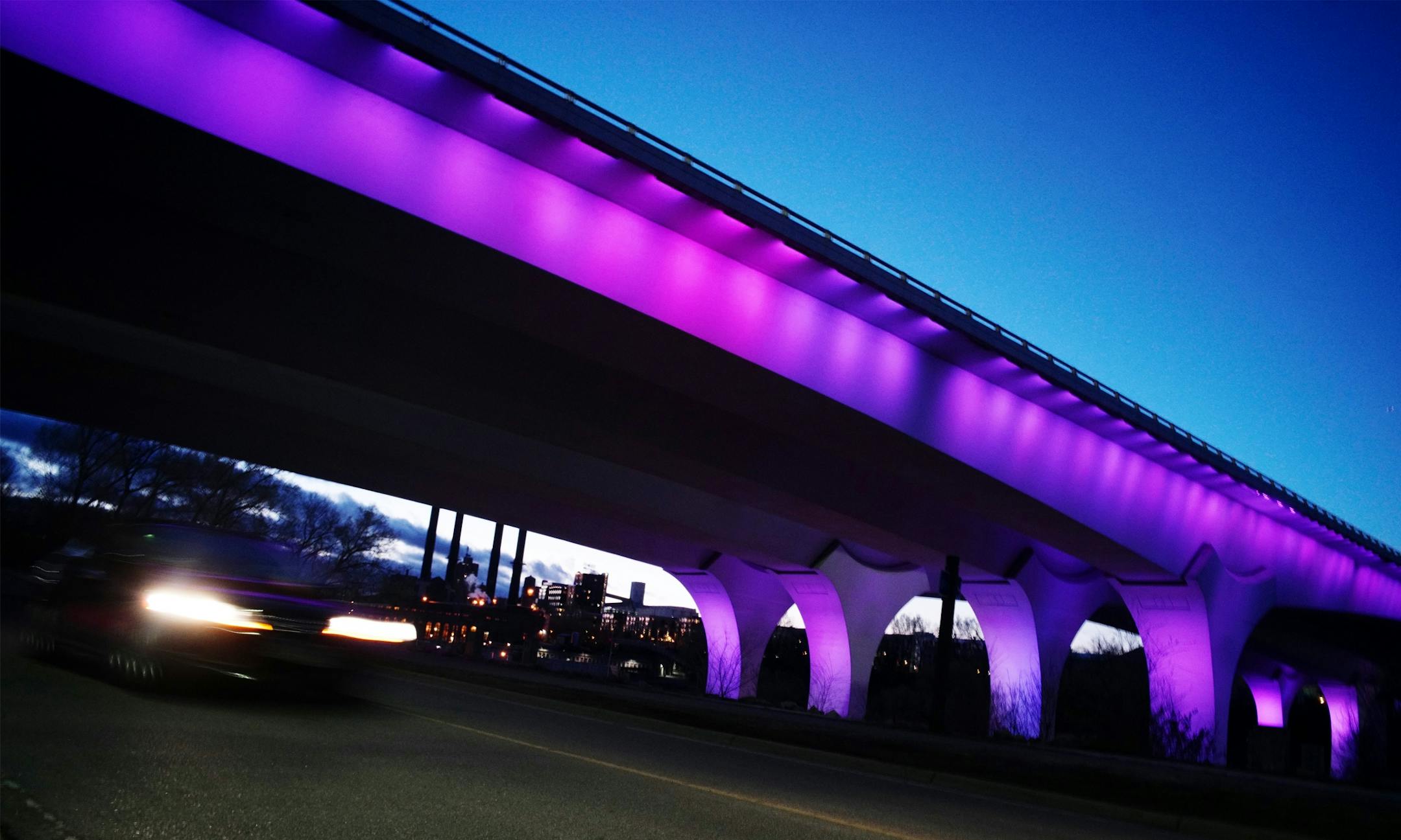 The 35W Bridge was lit purple to mark the one-year anniversary of Prince's passing.