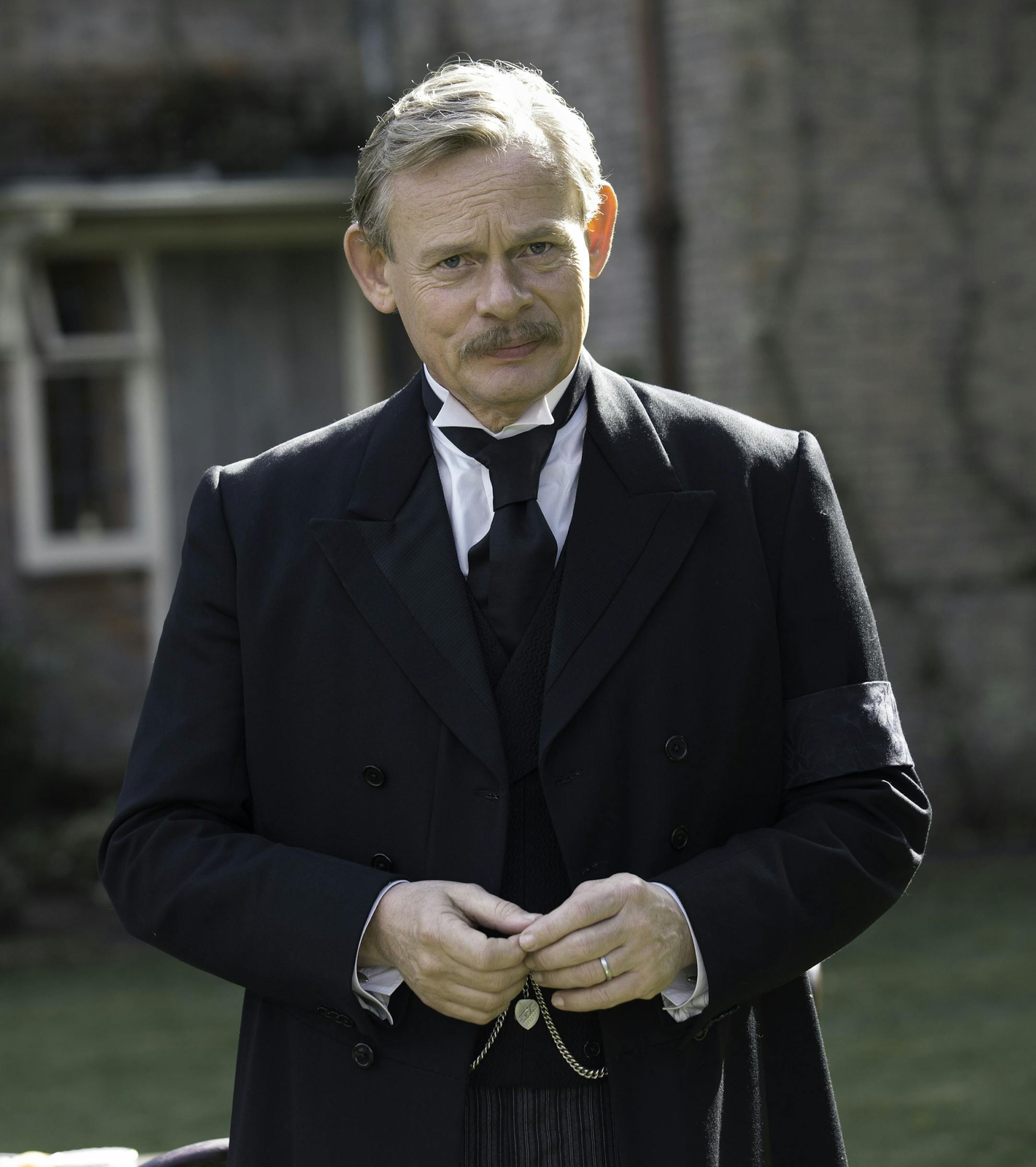 Martin Clunes (Doc Martin) stars as Sir Arthur Conan Doyle, creator of Sherlock Holmes, in a three-part MASTERPIECE Mystery! adaptation of a novel by Julian Barnes based on an actual event. Outraged by injustice to an Anglo-Indian solicitor, Doyle uses the methods of his own fictional detective to get at the truth. Also starring are Arsher Ali (The Missing), Charles Edwards (Downton Abbey), Hattie Morahan (The Bletchley Circle), and Art Malik (The Jewel in the Crown). Arthur & George airs on MAS