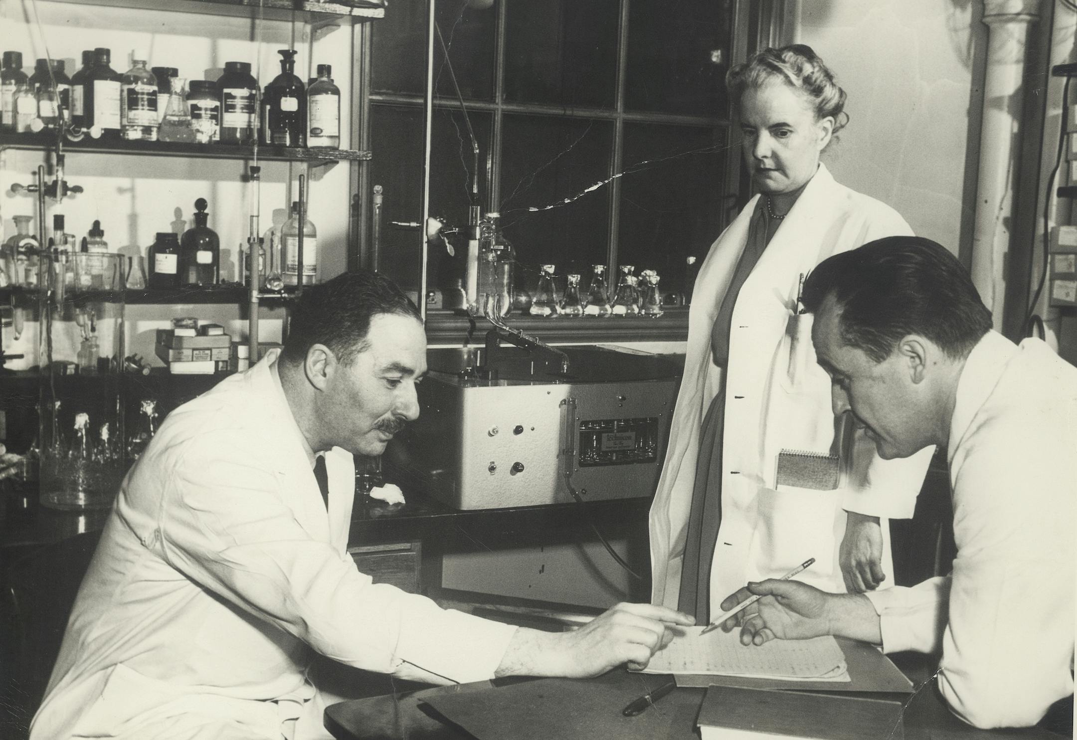 Dr. Sidney Farber, considered the father of modern chemotherapy, with colleagues in 1950.