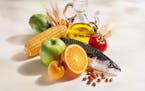 One example of a dietary pattern that may be optimal for better sleep is the Mediterranean diet, which emphasizes such foods as vegetables, fruits, nu