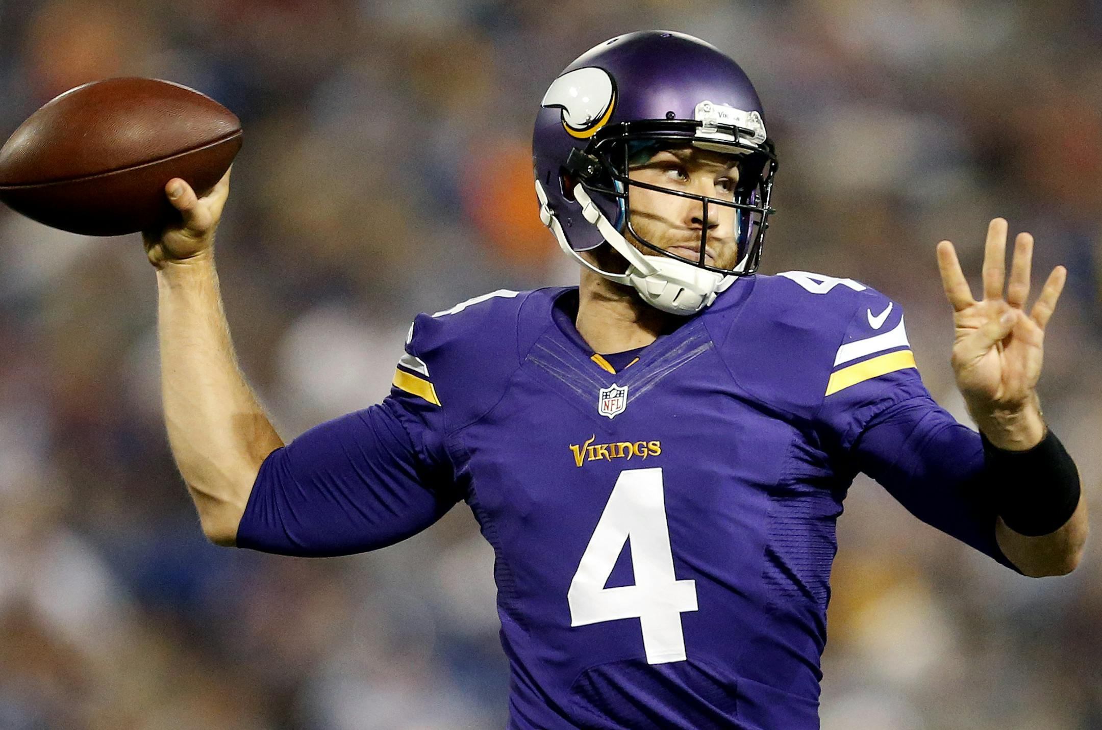 Vikings quarterback McLeod Bethel-Thompson (4) threw a short pass for a touchdown in the second quarter.