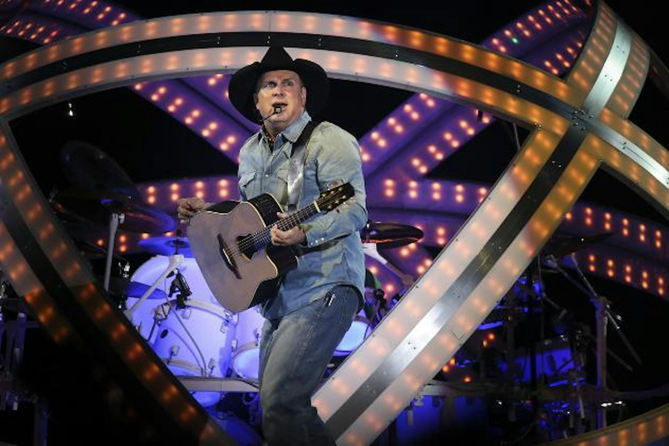 Garth Brooks made this face Thursday when he realized he had 10 more shows to go. / Renee Jones Schneider, Star Tribune