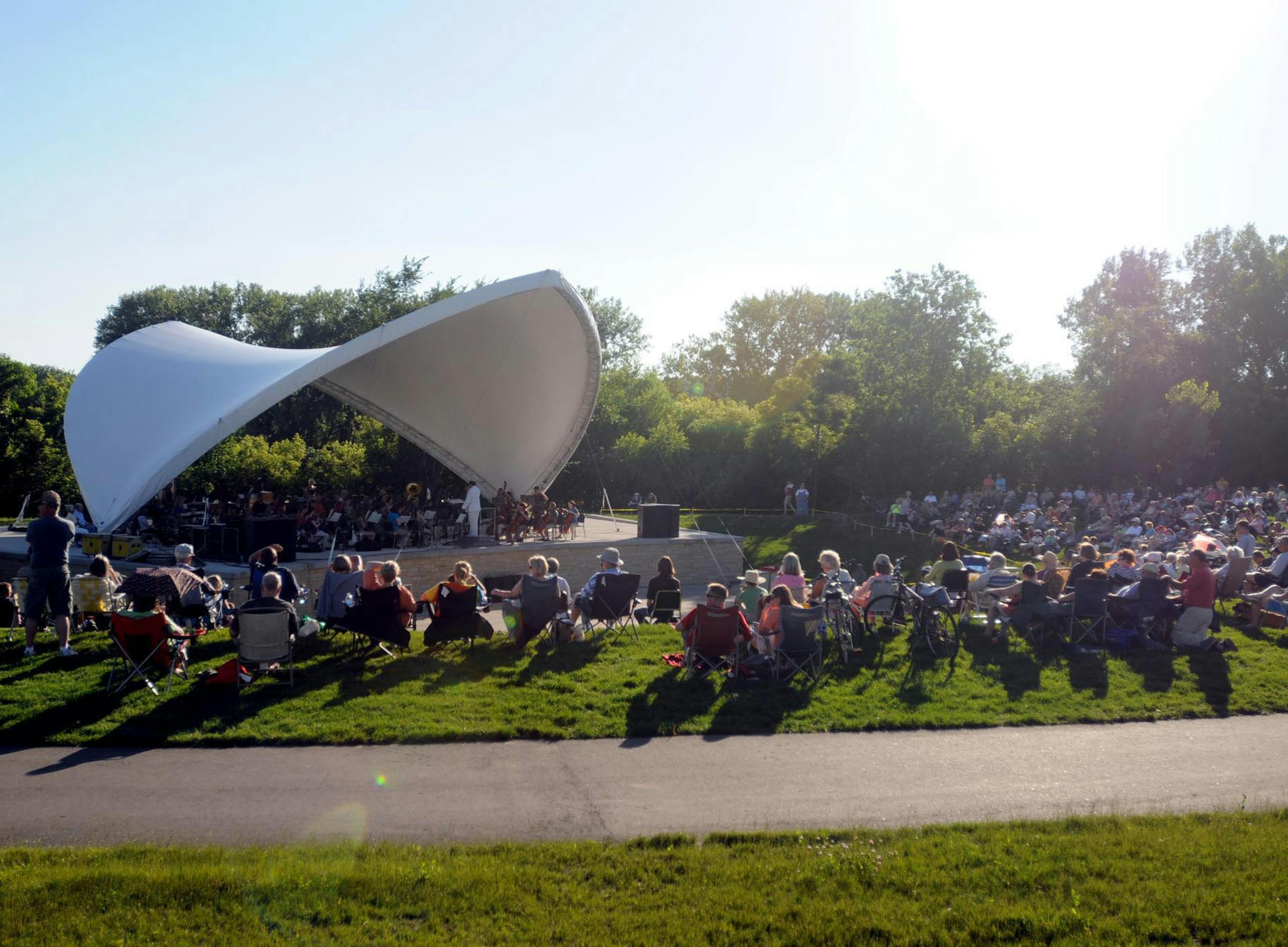 the-8-best-outdoor-music-venues-in-minnesota-for-now