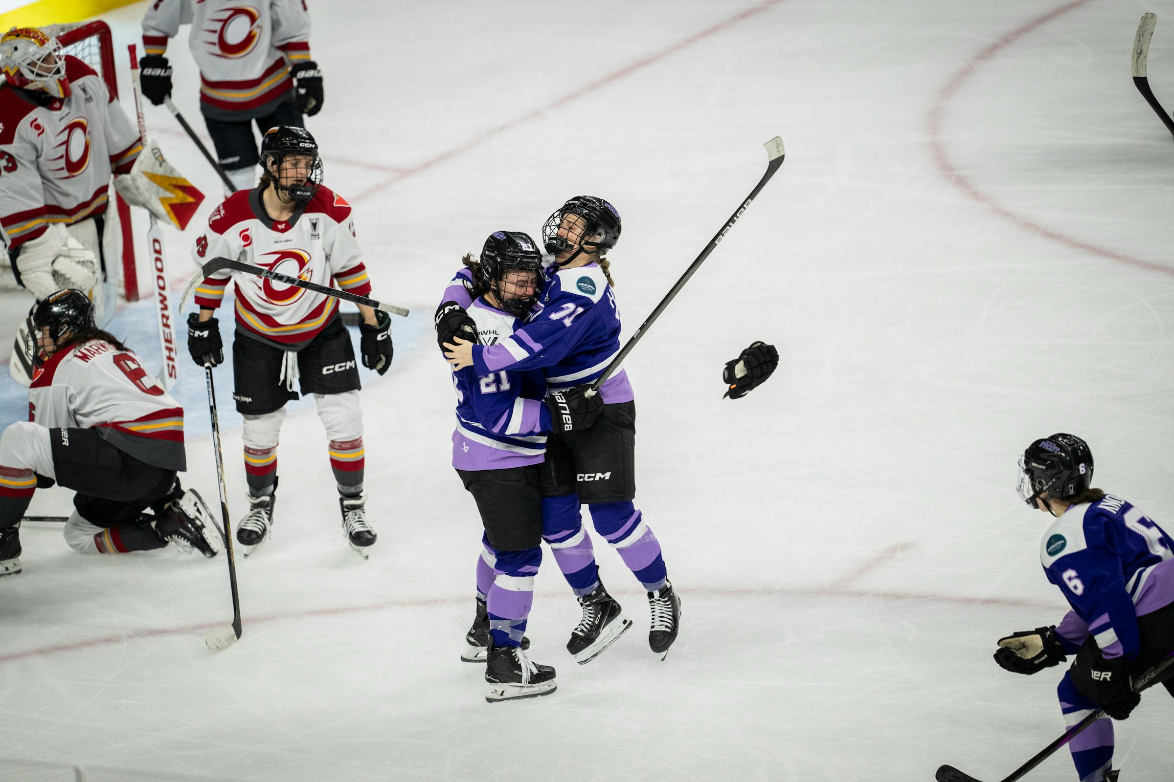 Frost win, become the second and still only champ in PWHL history