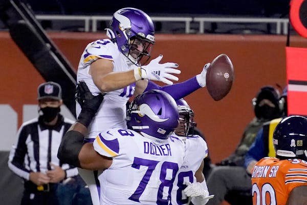 Thielen cleared to return from COVID list, expected to play Sunday