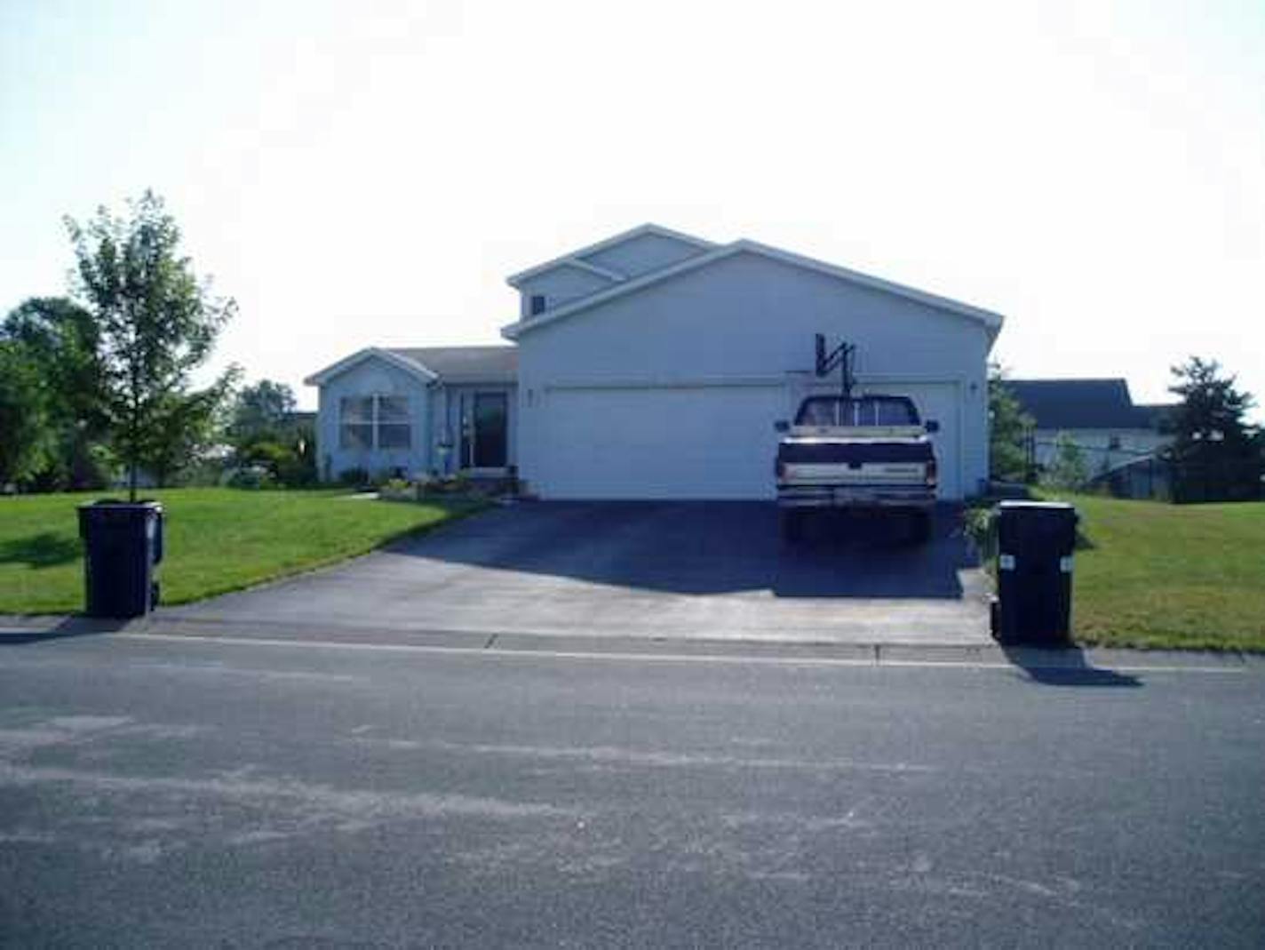 A man wanted in a long-ago murder in Texas has lived in this Lakeville home since the late 1990s.