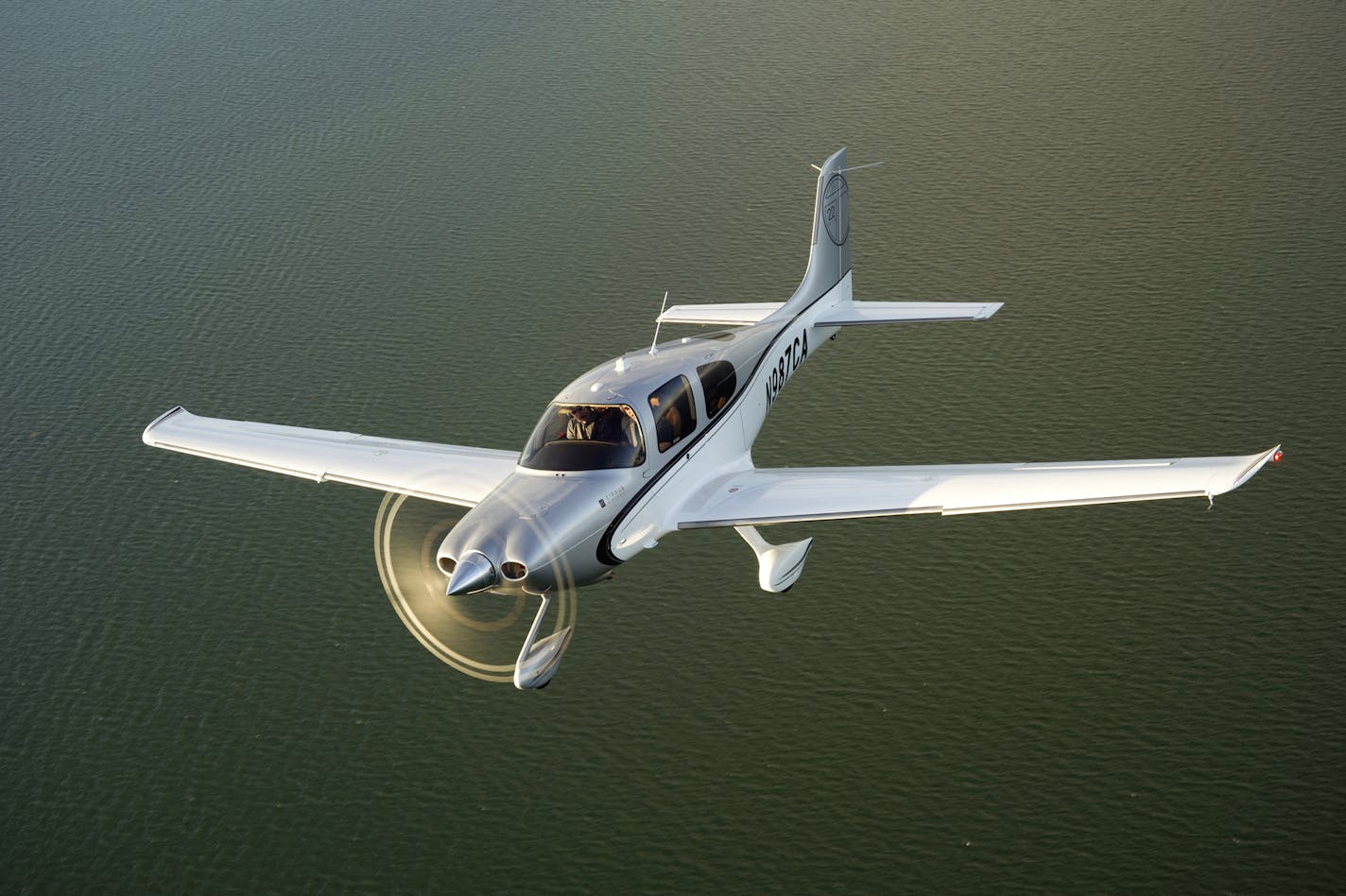 Lufthansa Aviation Training will buy propeller planes similar to this one. (Photo provied by Cirrus)