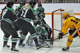 UND cuts women's hockey after president's demand for budget cuts