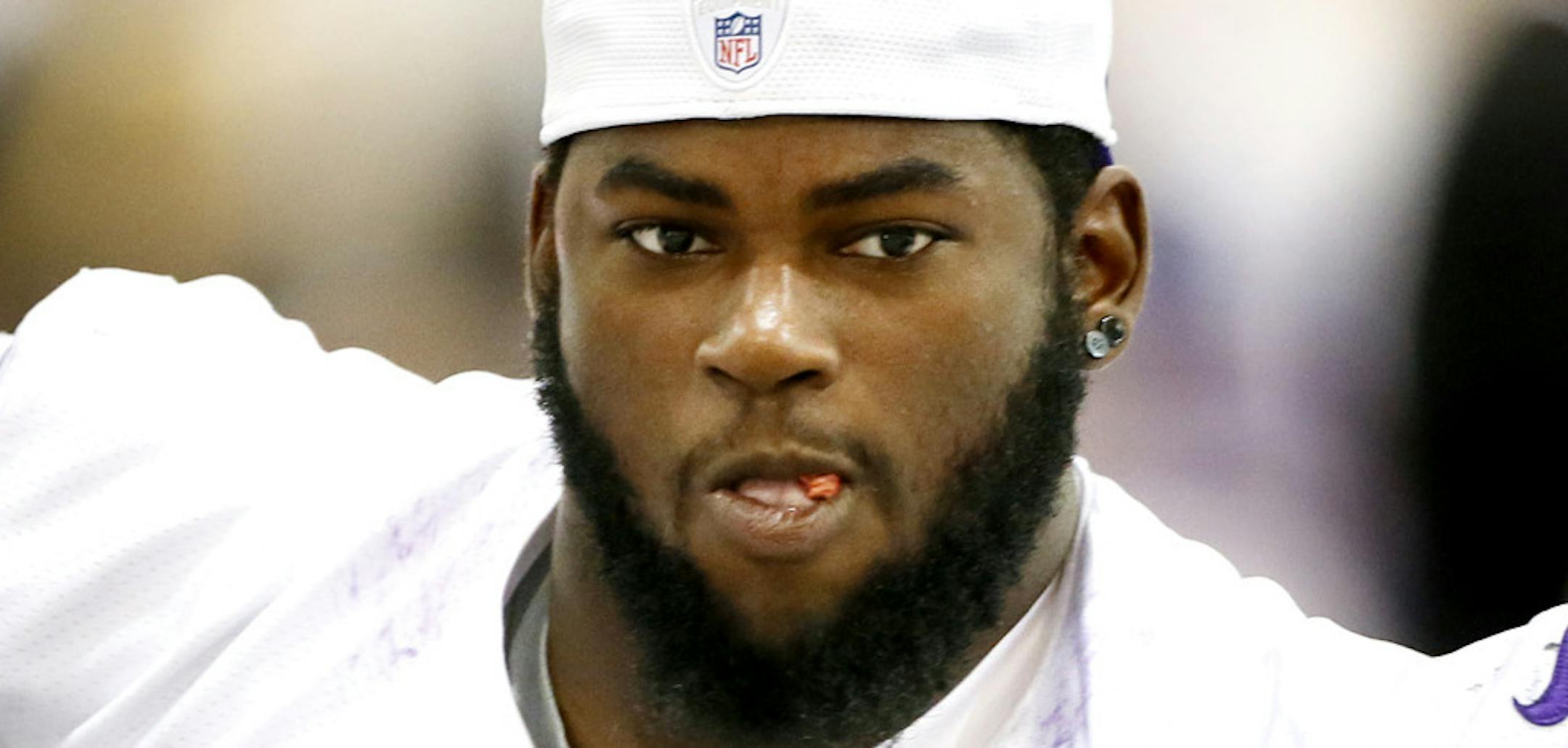 Sharrif Floyd worked on drills during Vikings practice at Minnesota State University Mankato Monday Aug 5 ,2013.] JERRY HOLT &#x201a;&#xc4;&#xa2; jerry.holt@startribune.com