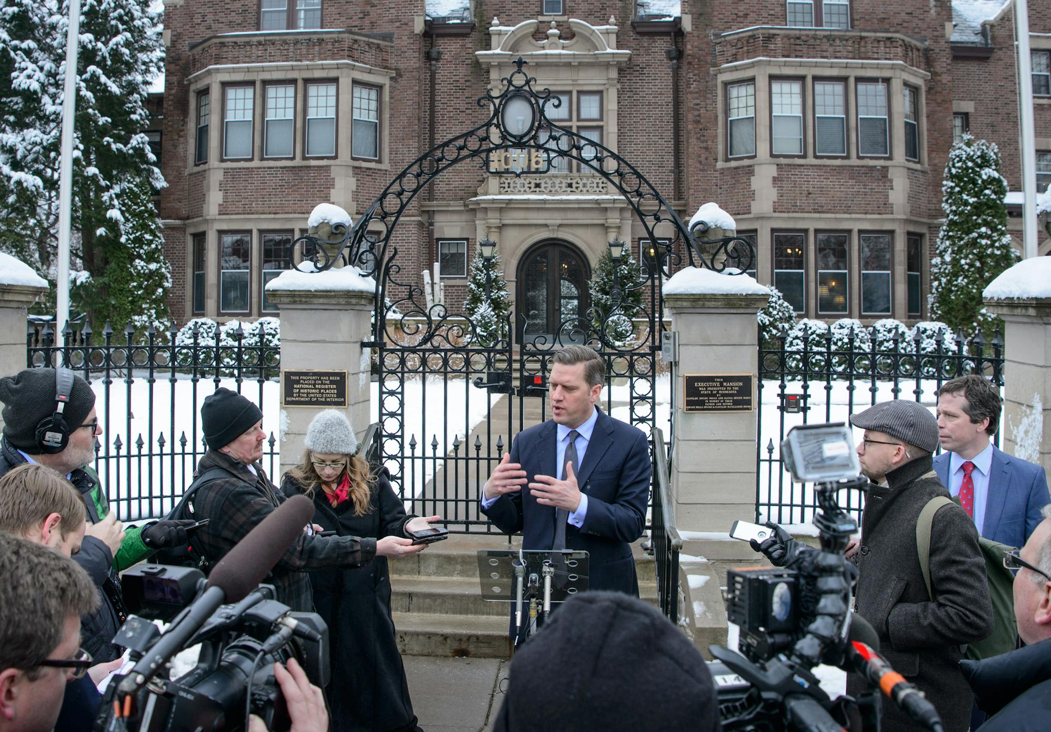 House Speaker Kurt Daudt emerged from the meeting to talk to the media, Leader Bakk drove out through the back entrance to the alley behind the Residence and The Governor held a later news conference at his offices near the Capitol. Governor Dayton met with House Speaker Kurt Daudt and Senate Majority Leader Tom Bakk at the Governor's Residence to discuss a possible special session of the legislature. ] GLEN STUBBE * gstubbe@startribune.com Friday, January 8, 2015