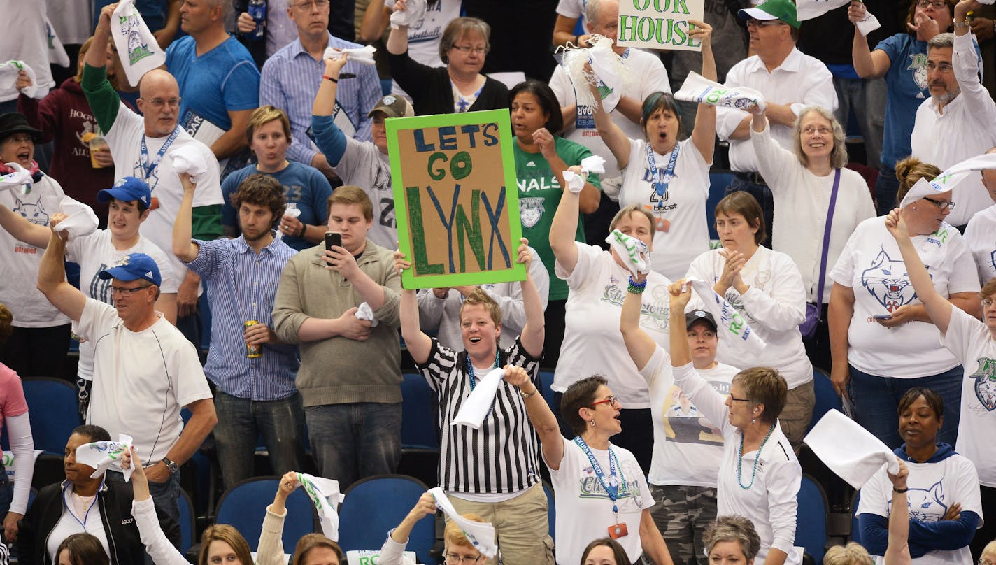 Minnesota Lynx fans cheer during the first half. ] (AARON LAVINSKY/STAR TRIBUNE) aaron.lavinsky@startribune.com Game 5 of the WNBA finals Lynx vs Indiana at the Target Center in Minneapolis, Min., Wednesday October 14, 2015.