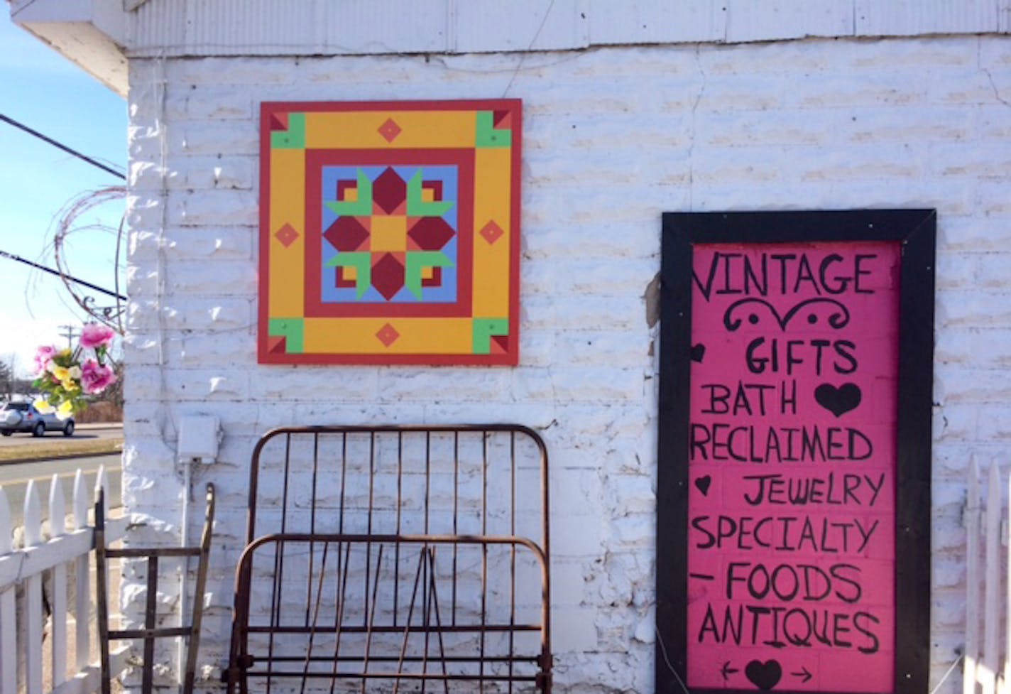 A colorful quilt square at the Merry Peddlers craft store.