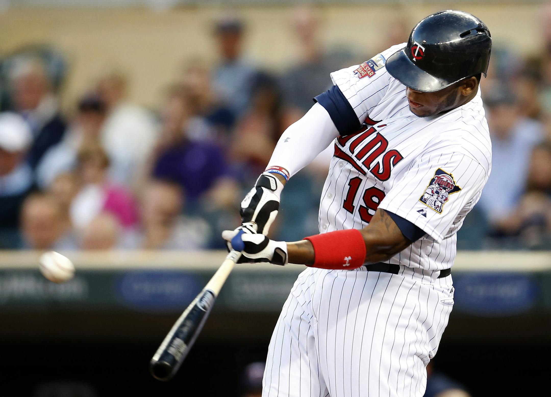 Kennys Vargas (19) hit a homerun off of Chicago White Sox starting pitcher Hector Noesi in the first inning. ] CARLOS GONZALEZ cgonzalez@startribune.com - September 2, 2014, Minneapolis, Minn., Target Field, MLB, Minnesota Twins vs. Chicago White Sox