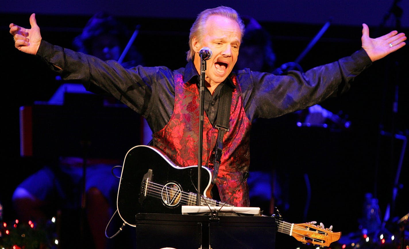 A still vibrant Vee performed in December 2009 in Dubuque, Iowa. His life story is told in &#x201c;Teen Idol,&#x201d; closing Sunday at History Theatre.