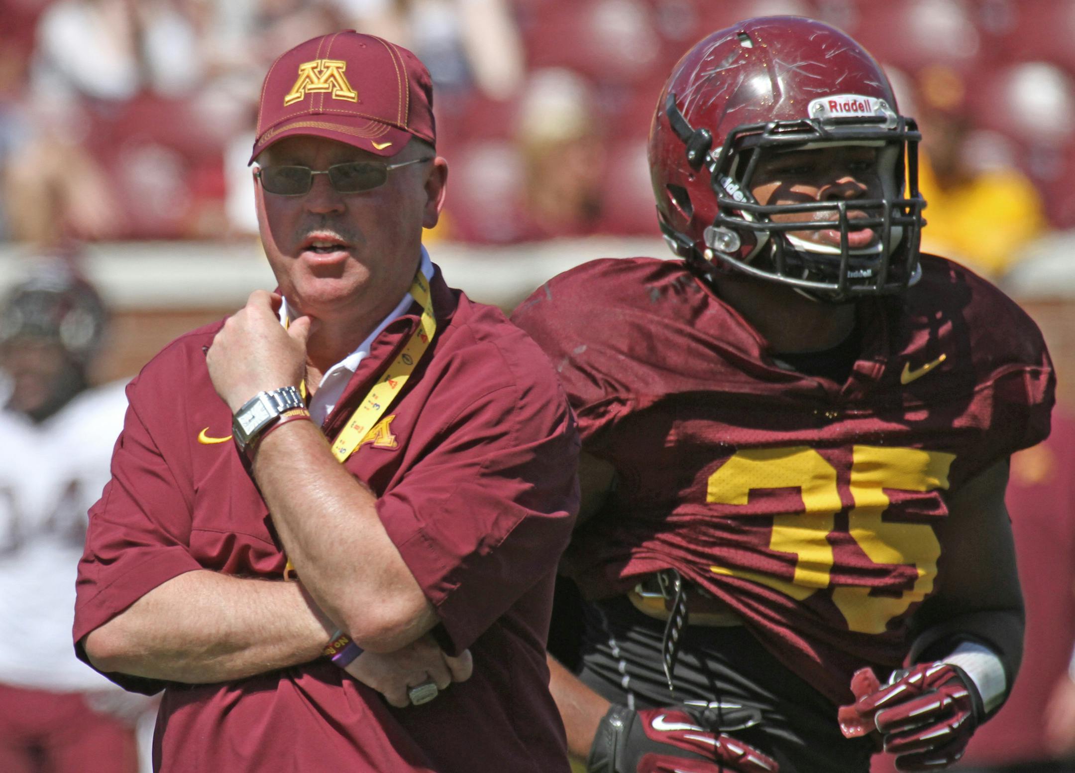 (left) Gophers Head Coach Jerry Kill watched the teams during the spring game at TCF Stadium on 4/27/13.] Bruce Bisping/Star Tribune bbisping@startribune.com Jerry Kill/roster ORG XMIT: MIN1304271632061355 ORG XMIT: MIN1304282118111837