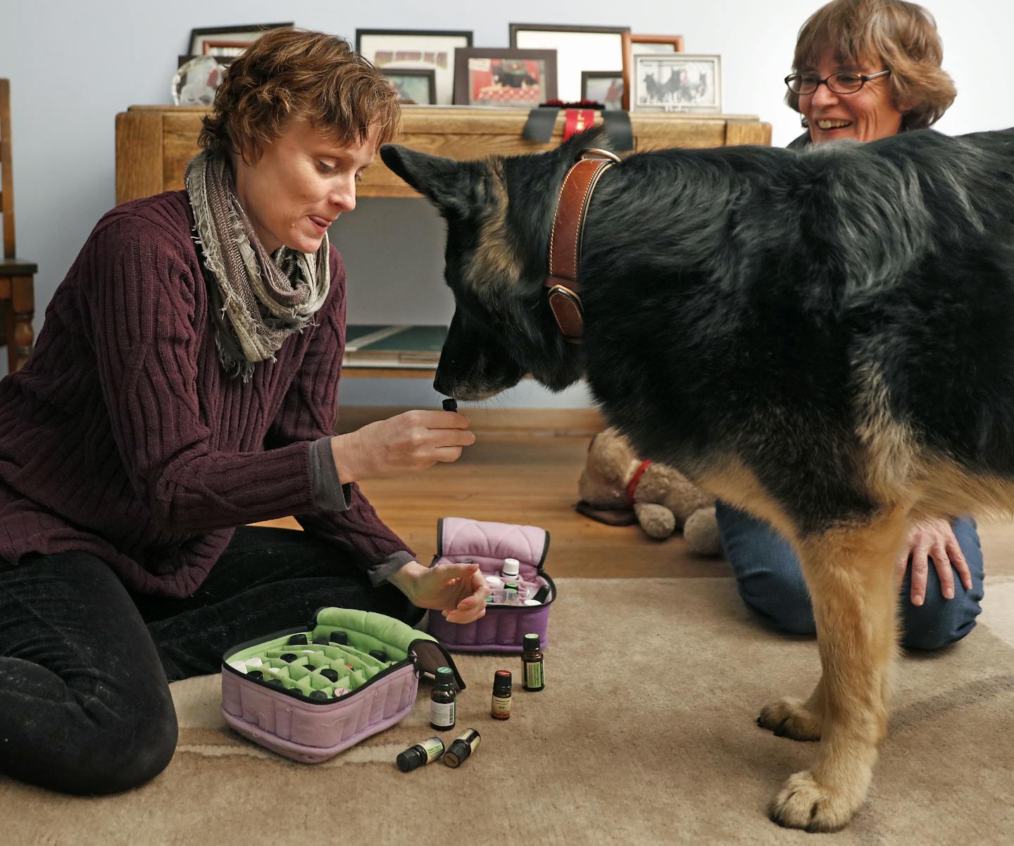 Amy Williams DeLong conducted an aromatherapy session with client Julie Northenscold and her dog Izzy.