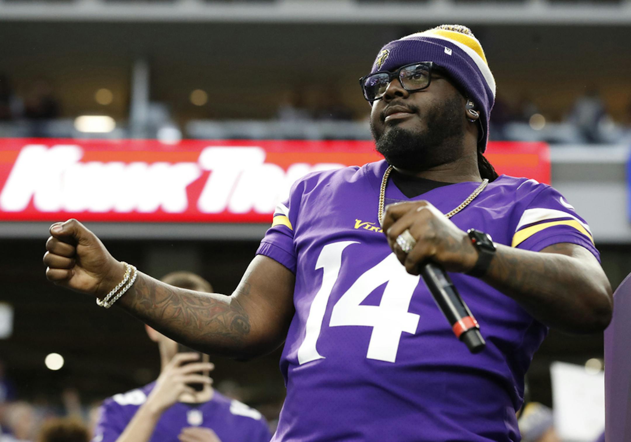 Hip Hop artist T-Pain, in a Stefon Diggs jersey, was helping amp up the home crowd -- not that they needed much encouragement -- before the start of Sunday's NFC divisional playoff game between the Vikings and the New Orleans Saints. ] CARLOS GONZALEZ ï cgonzalez@startribune.com - Minneapolis, MN - January 14 2018, US Bank Stadium, NFL, NFC Divisional Playoff, Minnesota Vikings vs. New Orleans Saints
