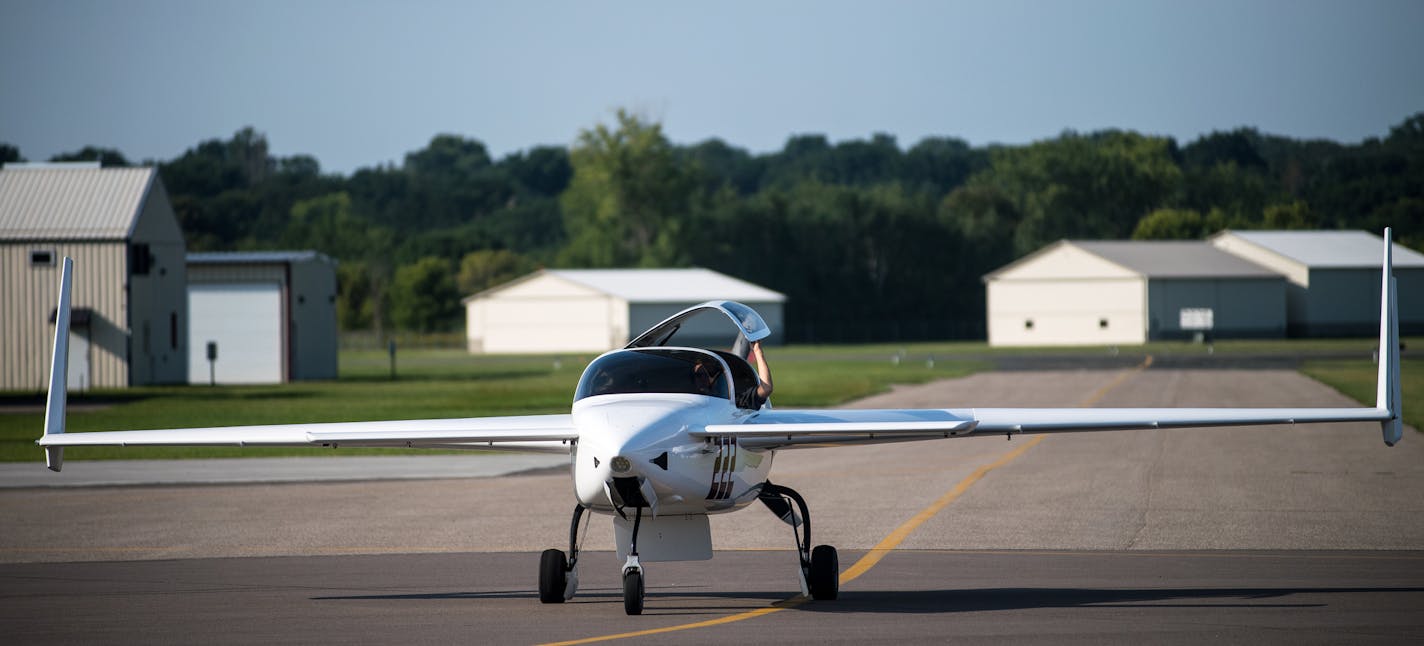 Dave Nelson opened the hatch to his experimental plane's cockpit as he landed at Fleming Field Tuesday in St. Paul. ] (AARON LAVINSKY/STAR TRIBUNE) aaron.lavinsky@startribune.com Dave Nelson secured a tiny camera on the wing of an experimental plane he built in his garage, then hoisted himself into the cockpit, fired up the engine and guided it to Lake Pepin. At 3,500 feet, the Mississippi River looked blue and inviting. But on its edges Nelson pointed to lime-green algae blooms, and started sna