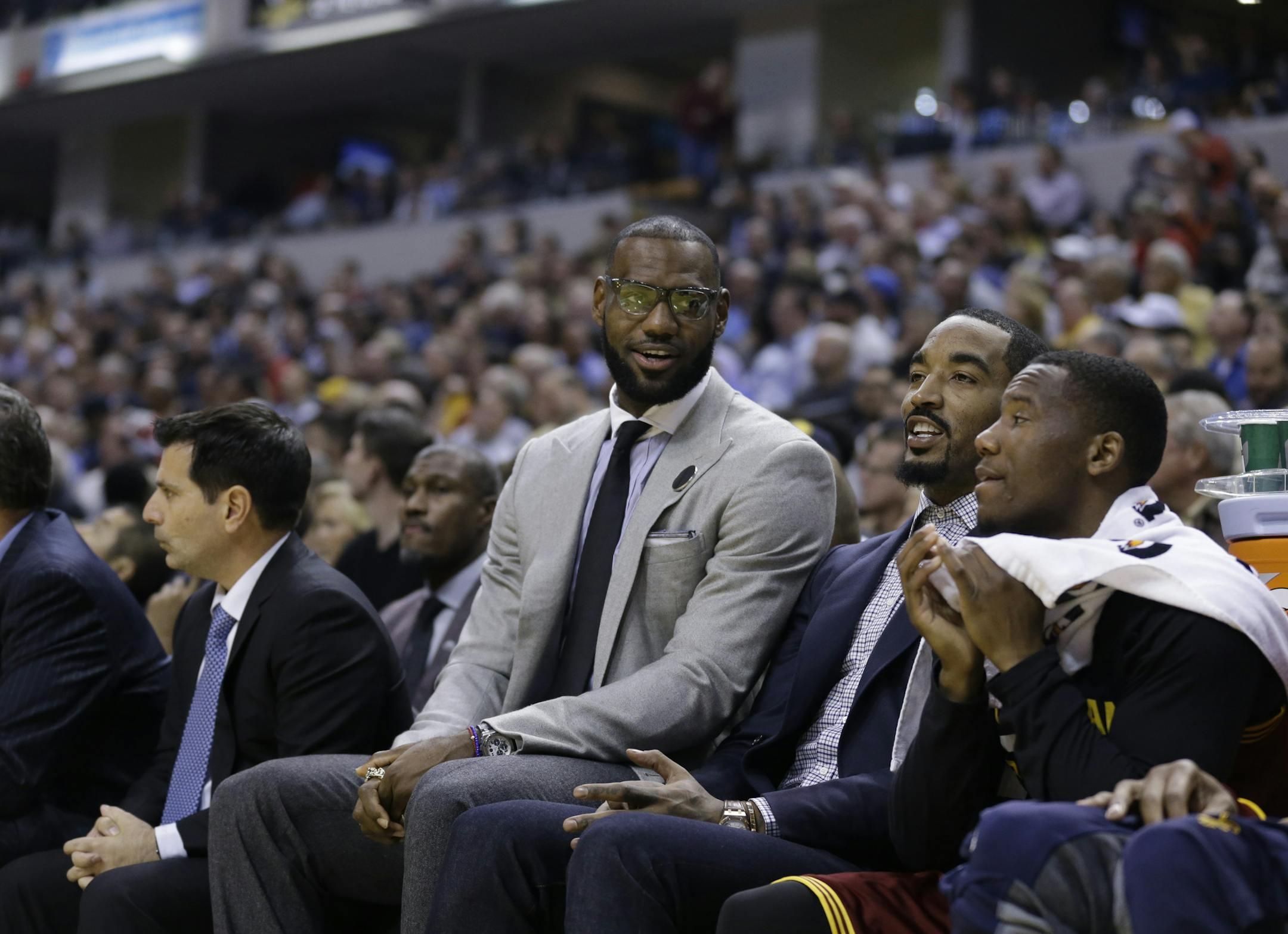 Cleveland Cavaliers' LeBron James and J.R. Smith on the bench during an NBA basketball game against the Indiana Pacers in Indianapolis, Wednesday, Nov. 16, 2016. The Pacers won 103-93. ORG XMIT: OTKMC101