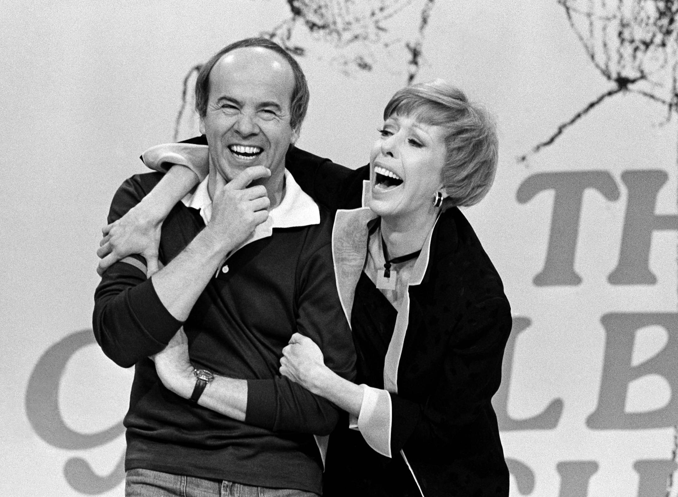 FILE - In this March 19, 1978 black-and-white file photo, Carol Burnett shares a laugh with Tim Conway during taping of her final show , in Los Angeles. Burnett, who honed her humor on Broadway and landed her own comedy show on television in 1967, will win the nationís top humor prize. The Kennedy Center for the Performing Arts announced Tuesday that Burnett will receive the Mark Twain Prize for American Humor on Oct. 20 in Washington. A gala performance featuring top names in comedy will b