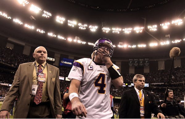 Our favorite games: New Orleans noise too much for Favre, Vikings