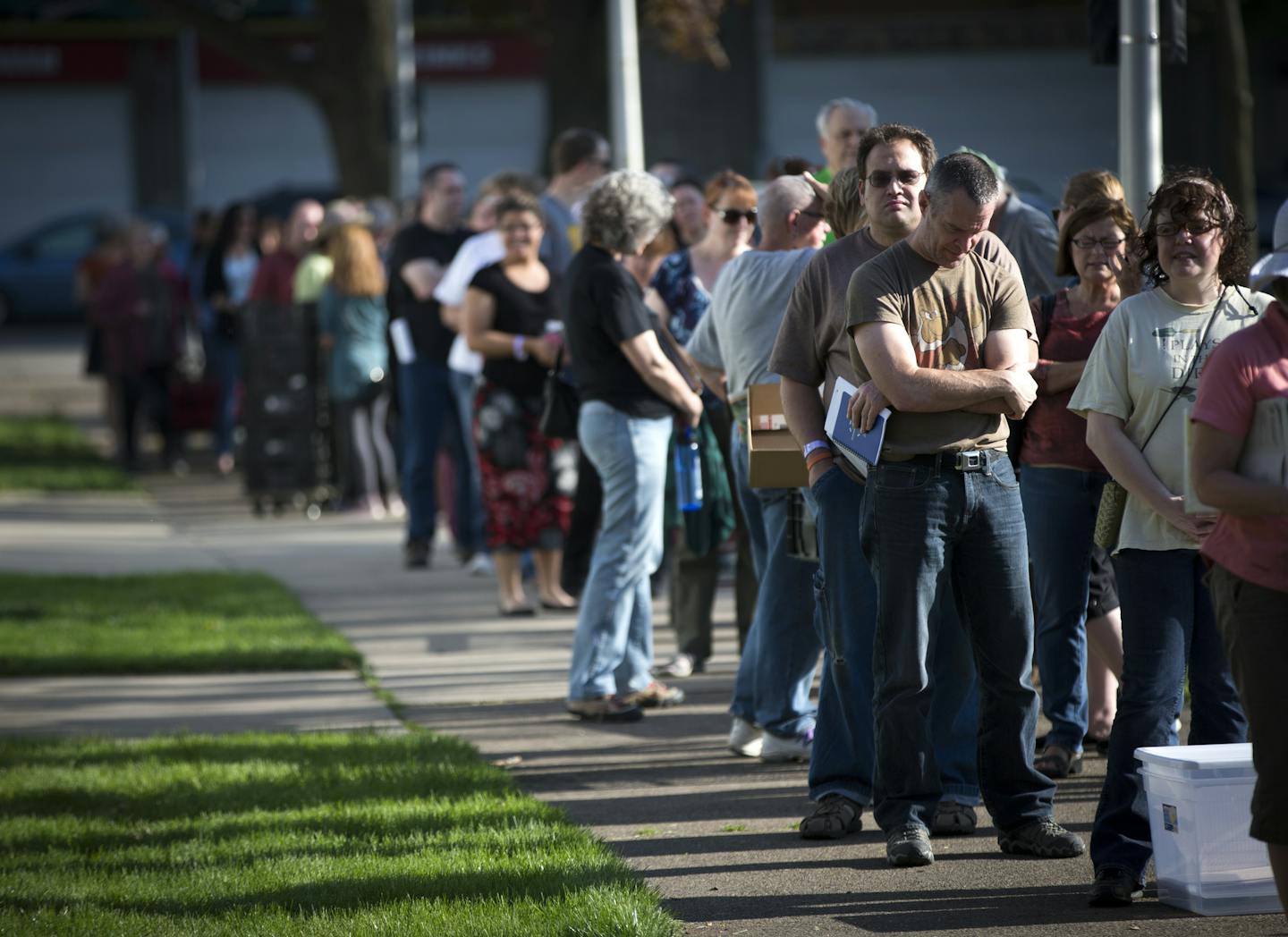 The line for the pre sale for volunteers at the Friends School Plant sale at the State Fair Grandstand in Falcon Heights, Minn., on Thursday, May 5, 2016. ] RENEE JONES SCHNEIDER * reneejones@startribune.com