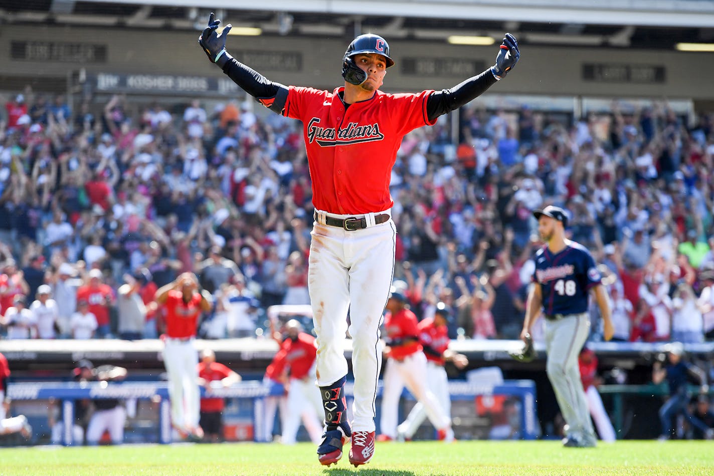 Andrés Giménez of the Guardians celebrated hitting a walkoff two-run home run off Twins reliever Tyler Thornburg at Progressive Field on Thursday.