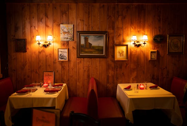 The decor at The Creekside Supper Club in Minneapolis has all the hallmarks of a classic supper club.