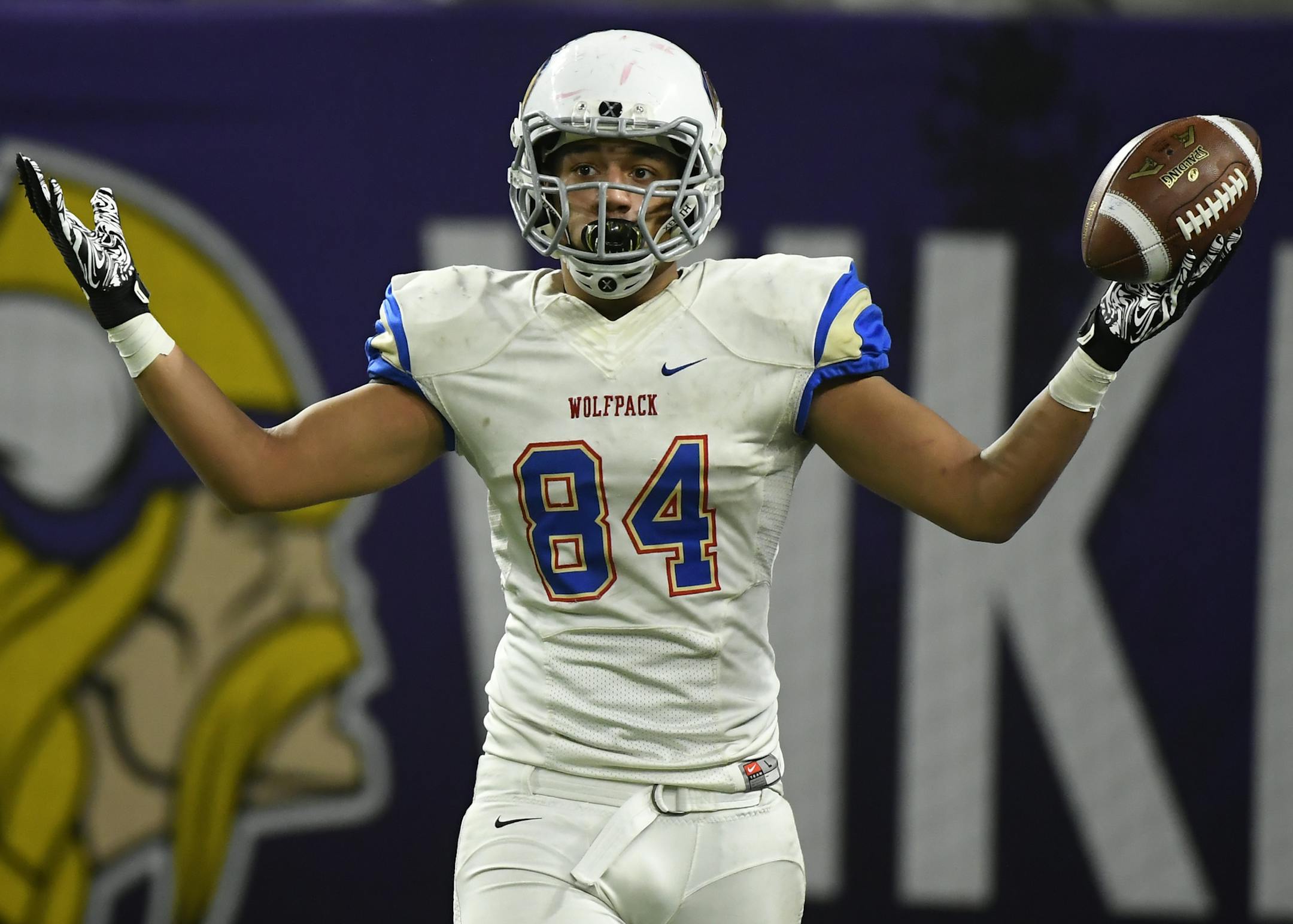 SMB Wolfpack tight end Kaden Johnson (84) celebrated his second half touchdown against Willmar. ] Aaron Lavinsky ¥ aaron.lavinsky@startribune.com Willmar played SMB in the Class 4A state tournament championship football game on Friday, Nov. 23, 2018 at US Bank Stadium in Minneapolis, Minn.