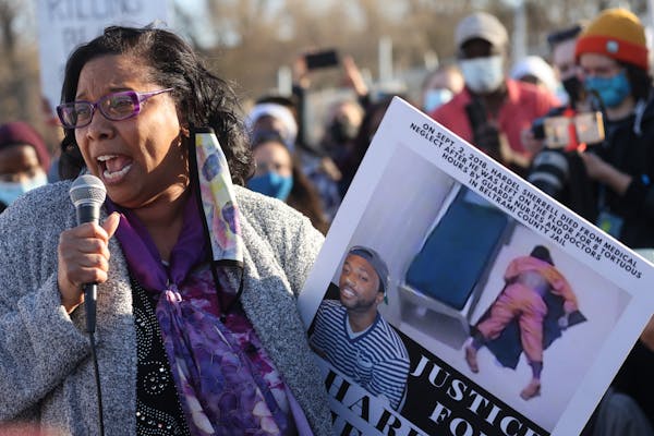 Del Shea Perry spoke about her son, Hardel Sherrell, who died in the Beltrami County jail in 2018 as several hundred people demonstrated on April 16, 