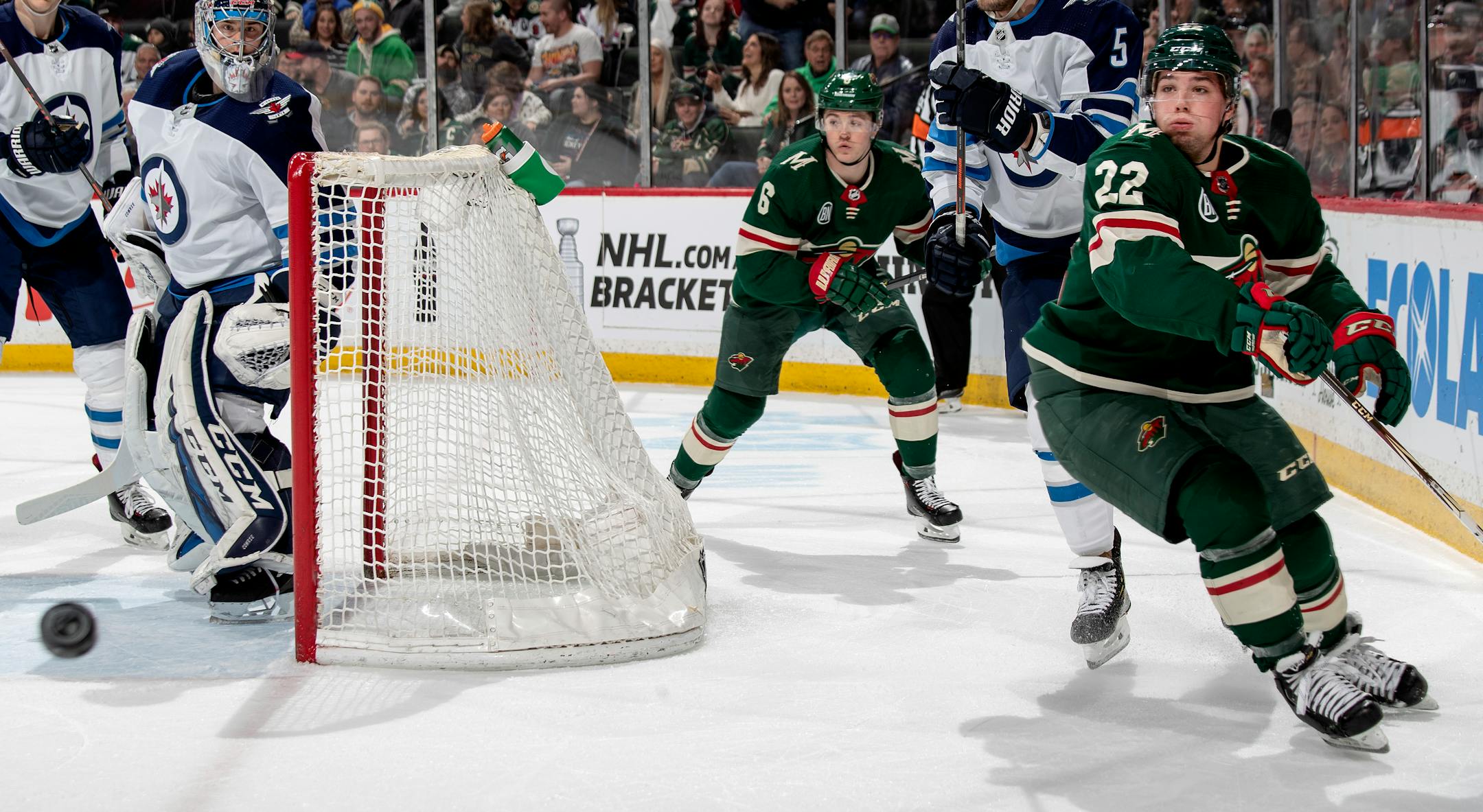 The Wild's Kevin Fiala (22) chased the puck in the first period. ] CARLOS GONZALEZ ¥ cgonzalez@startribune.com Ð St. Paul, MN Ð April 2, 2019, Xcel Energy Center, NHL, Hockey, Minnesota Wild vs. Winnipeg Jets