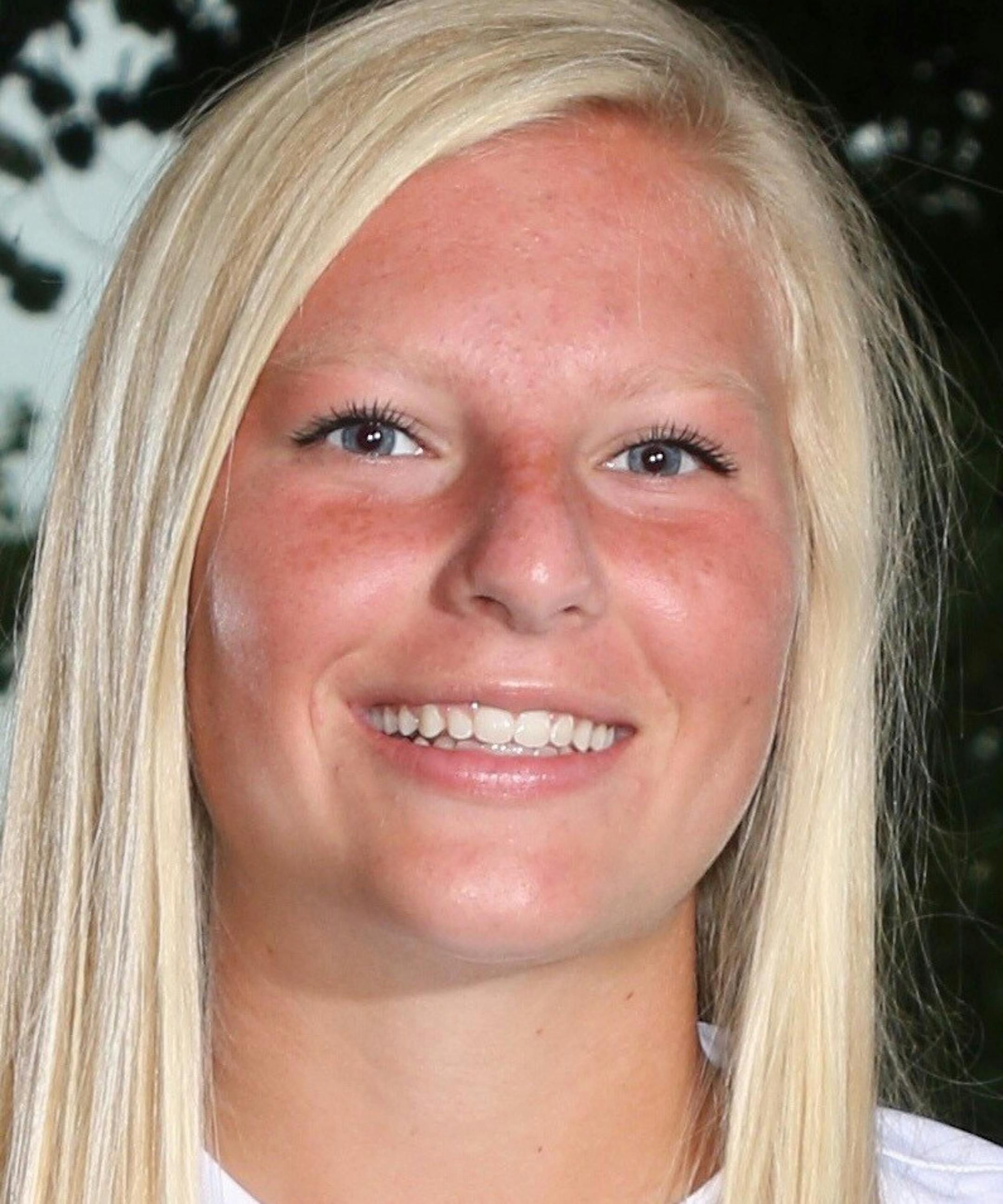 Grace Sjoberg, Eagan, senior