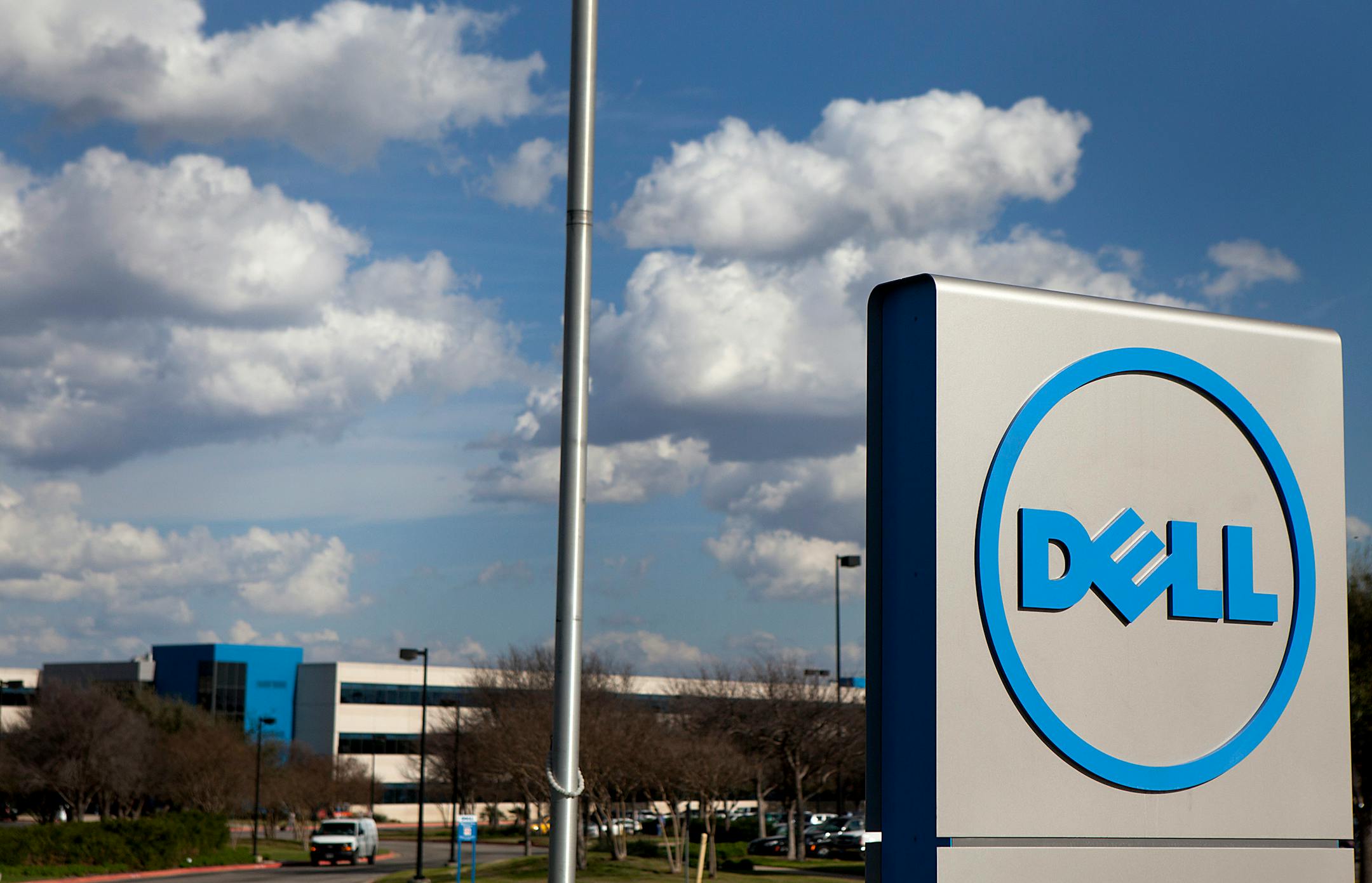 Dell Inc. signage is displayed outside of the company's headquarters in Austin, Texas, U.S., on Monday, Feb. 18, 2013. Dell Inc. is scheduled to release earnings data after markets close today. Photographer: Sam Hodgson/Bloomberg