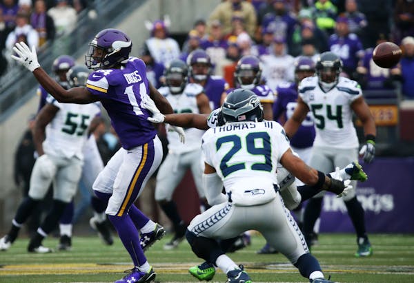 Seahawks safety Earl Thomas intercepted a pass intended for Vikings wide receiver Stefan Diggs in the second quarter. ] Mark Vancleave - mark.vancleav